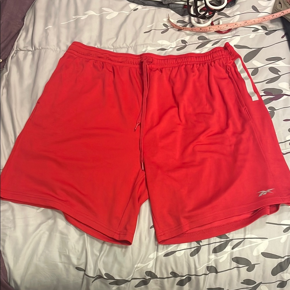 Reebok Red Athletic Shorts Lightweight Elastic Waist